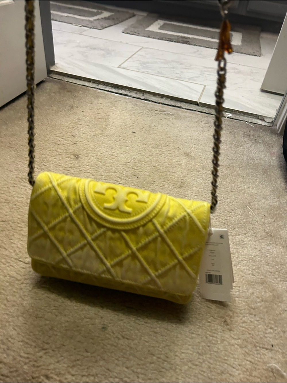 NWT TORY BURCH Fleming denim charm chain wallet on chain.